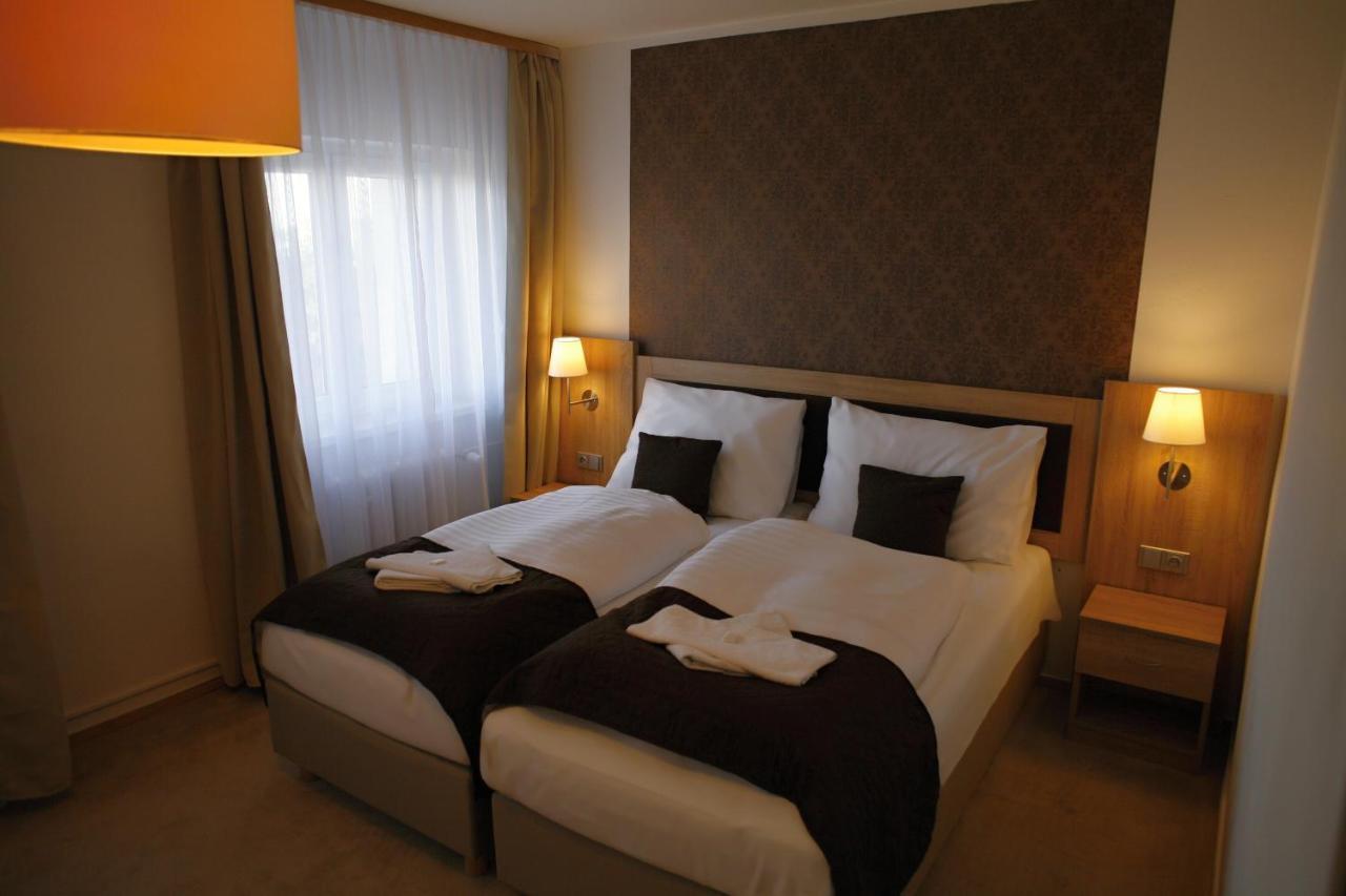 Hotel Pod Vlekem Loucna pod Klinovcem Luaran gambar